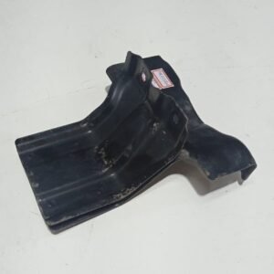 Suporte Central do Para Choque Traseiro Mitsubishi Pajero TR4 2008 até 2015